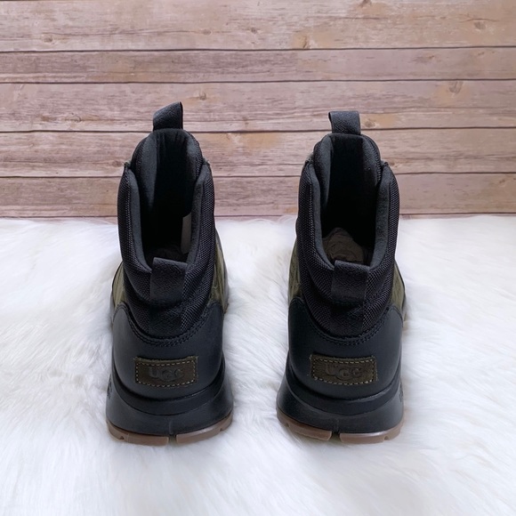 UGG Men’s Emmett Boot Mid Moss Green - Picture 5 of 9